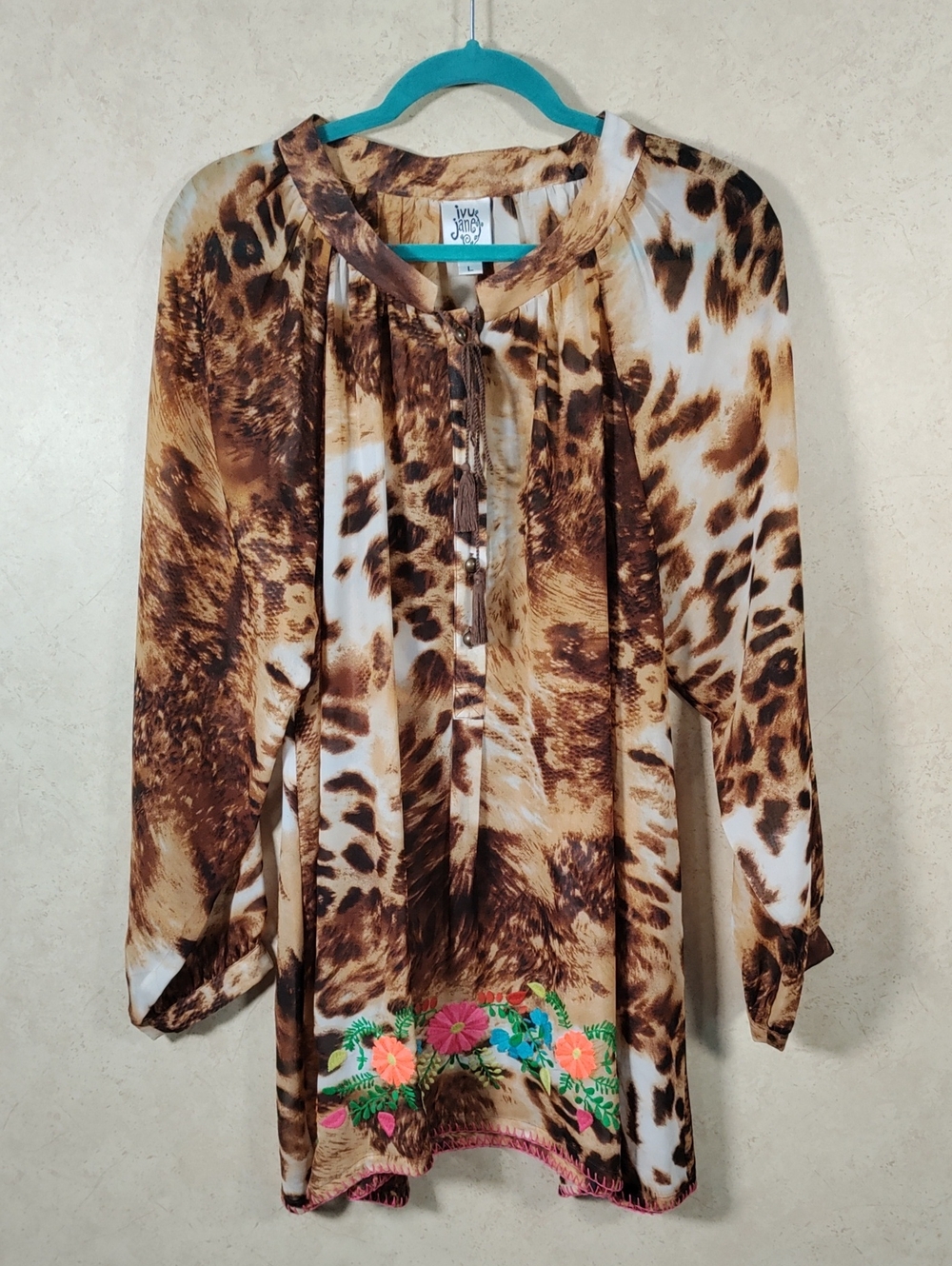 J097 Ivy Jane Brown Animal Print Tunic with Floral Embroidery L